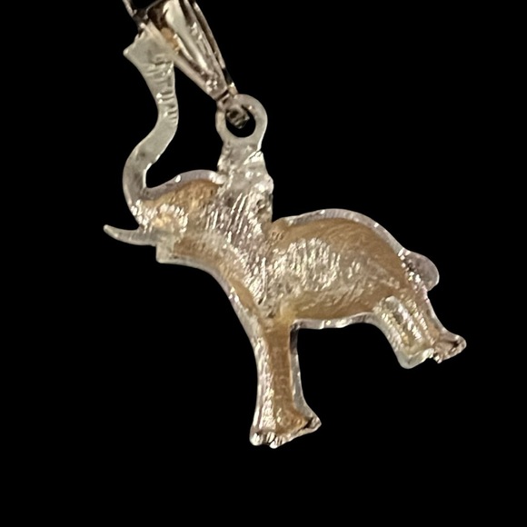 NWOT Rhinestone Elephant - Picture 3 of 7